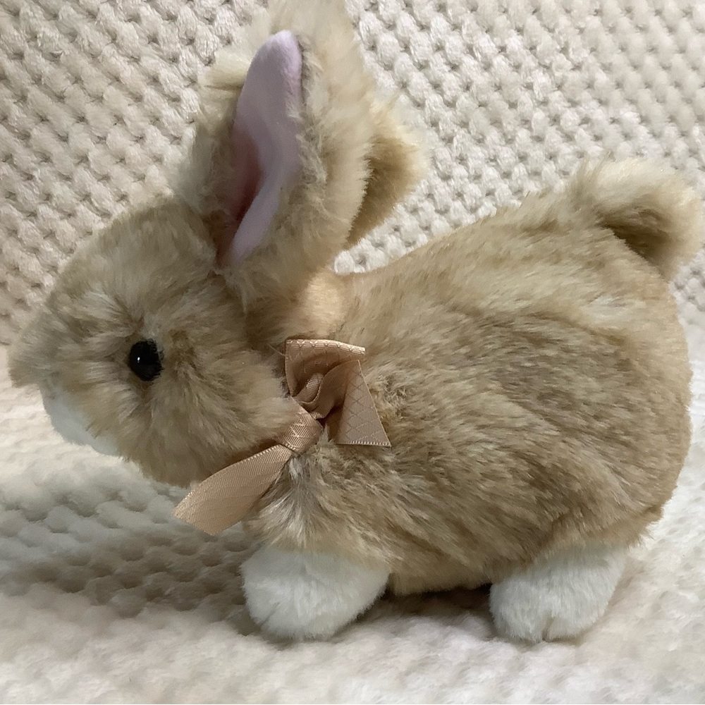 Unbranded Plush Tan and White Bunny Rabbit Stuffed Animal Toy with Ribbon Bow